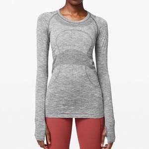 Long sleeve Lululemon top